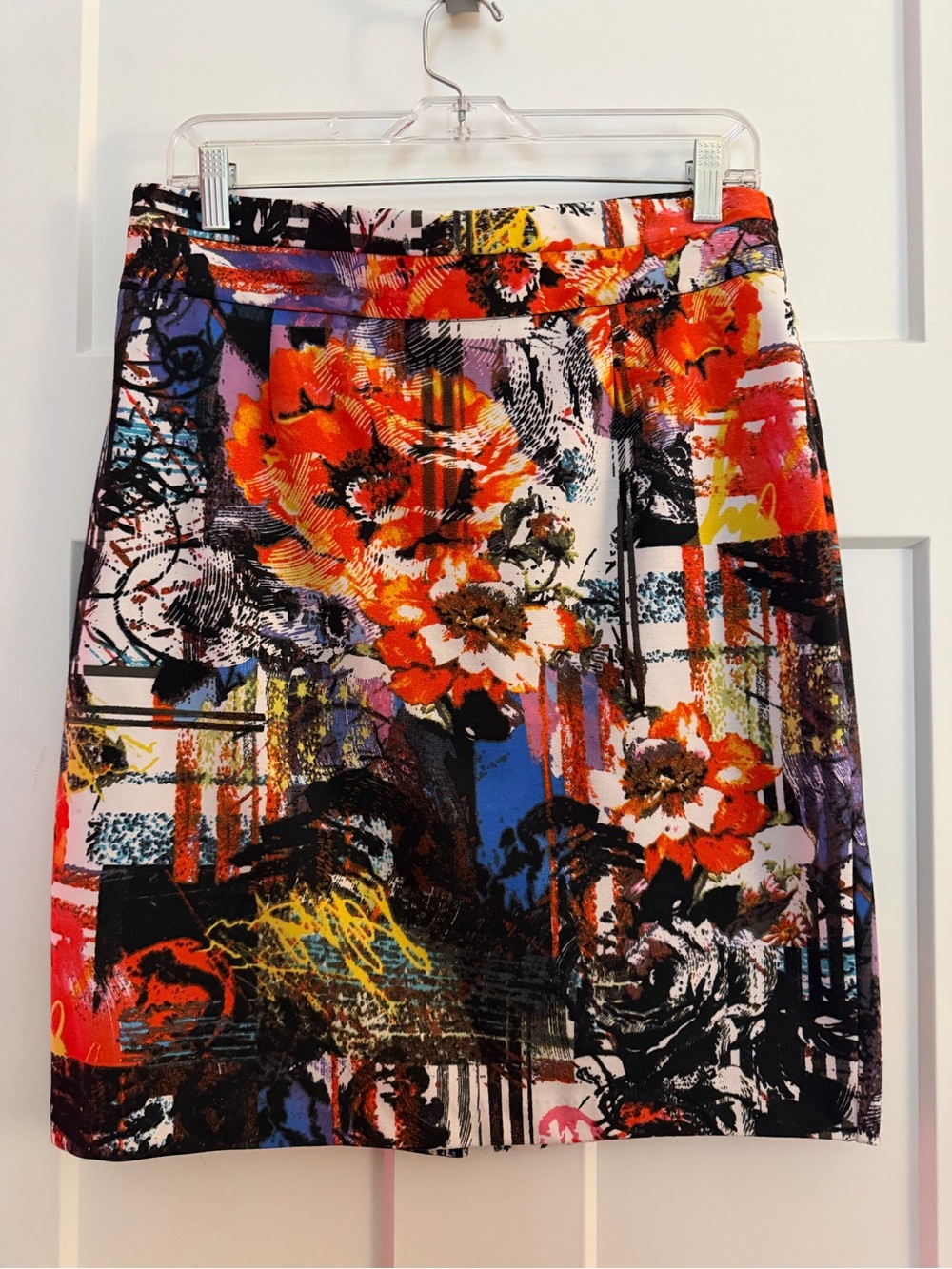 Grace Elements Vibrant Floral Abstract Mini Skirt in Orange, Blue, Black